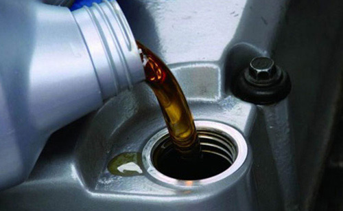 潤(rùn)滑油消泡劑添加量問(wèn)題背后的小故事，你造嗎?