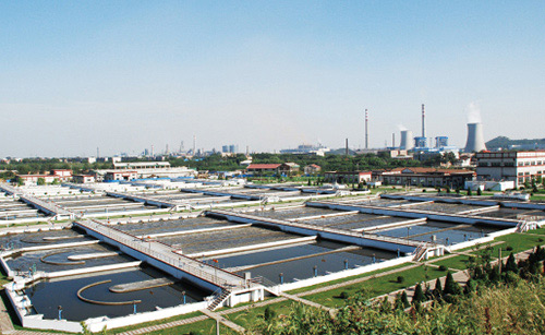 污水處理泡沫的起因以及污水處理消泡劑解決方案