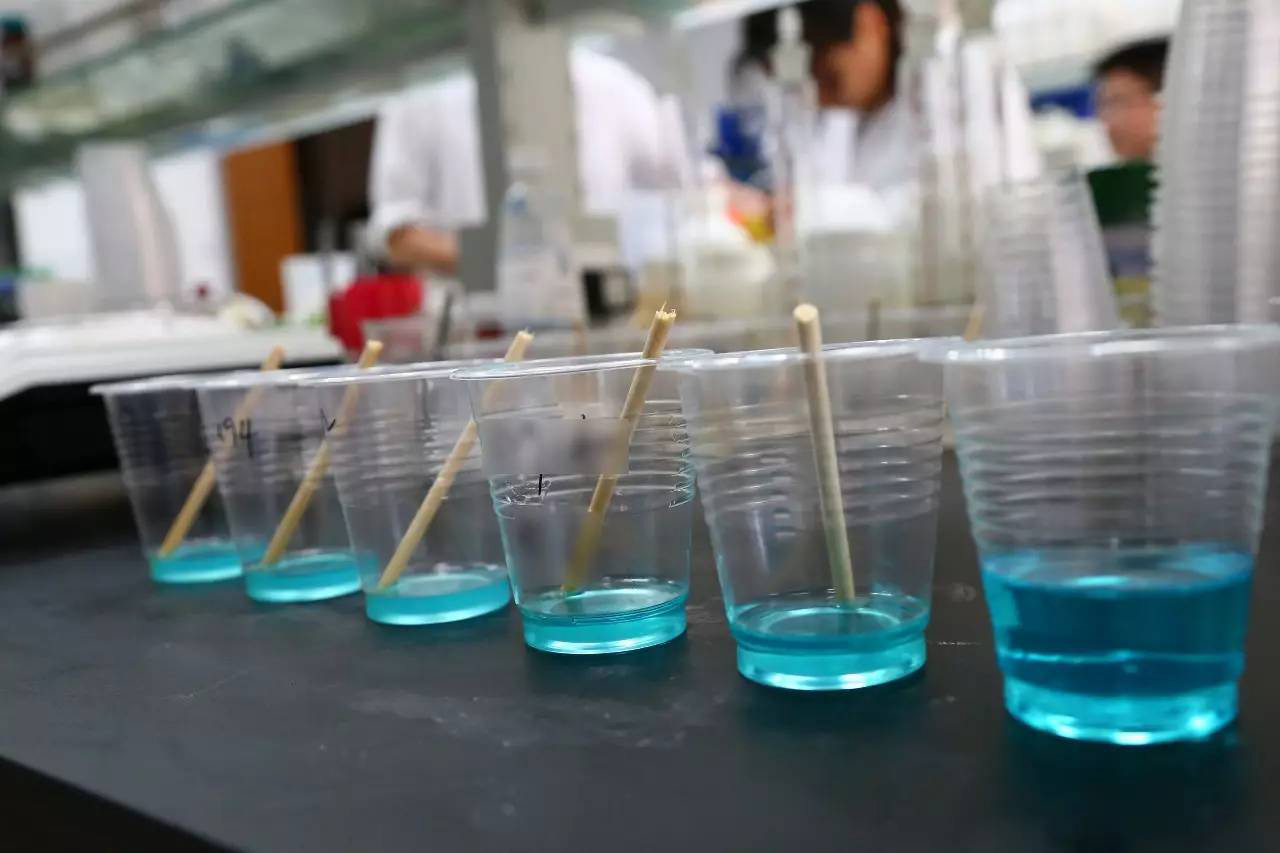 中聯邦造紙消泡劑 ，給你造紙染色好效果！