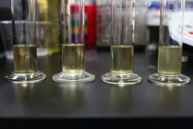 鉆孔油消泡劑，增加鉆孔油的市場競爭力