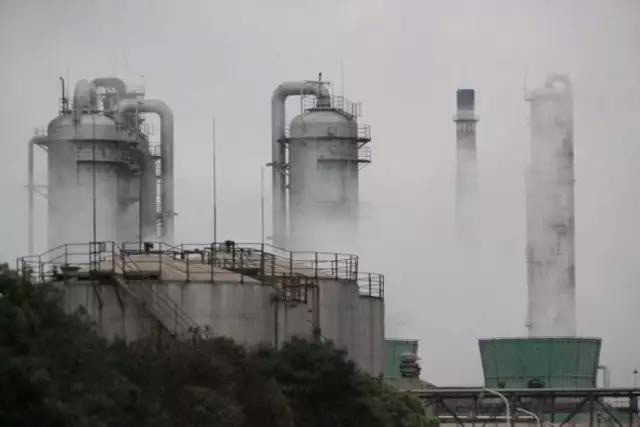 遇到焦化污水消泡劑，焦化污水泡沫不是問題