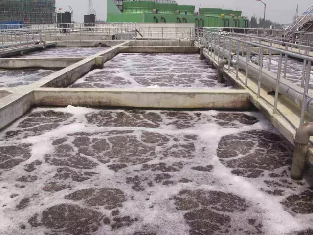 污水處理消泡劑消除污水泡沫，構建環保家園