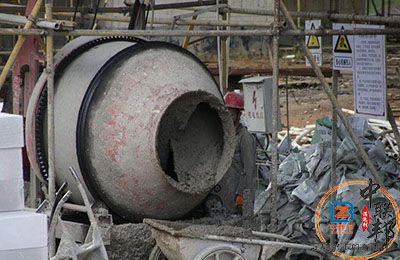 水泥工說出水泥砂漿專用消泡劑背后的心酸!