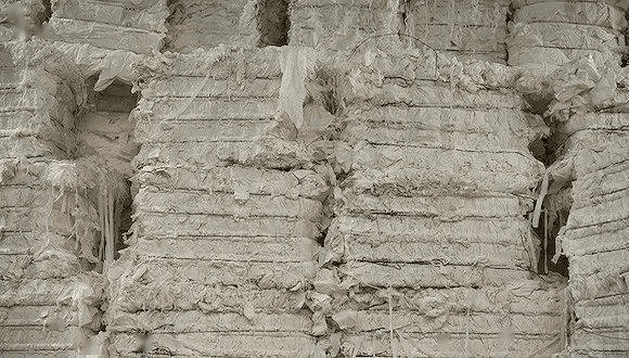 造紙產生的泡沫不難消 因為我有造紙消泡劑