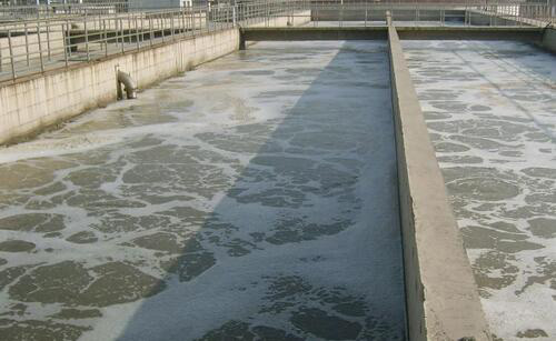 污水處理專用消泡劑在曝氣池中的應(yīng)用